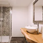 Art Loft בית הארחה