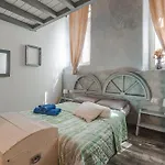 Art Loft בית הארחה 3*