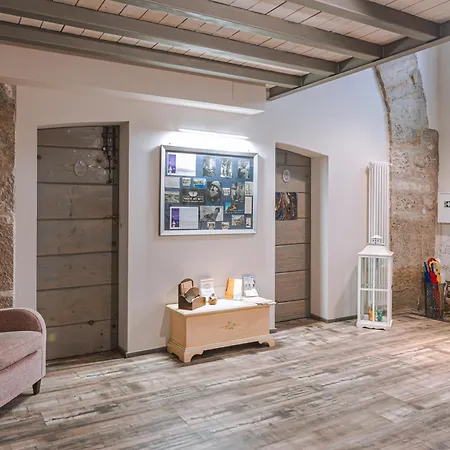 בית הארחה Art Loft טריאסטה