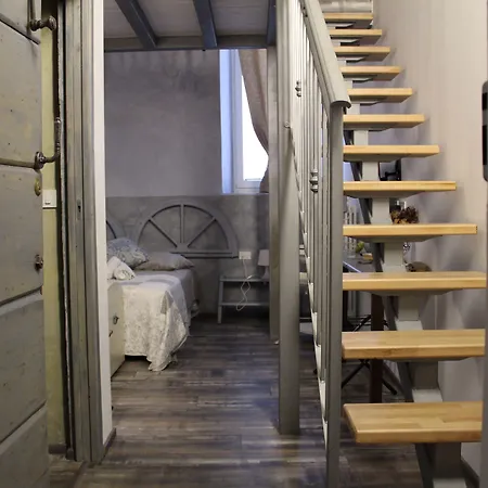 בית הארחה Art Loft 3*